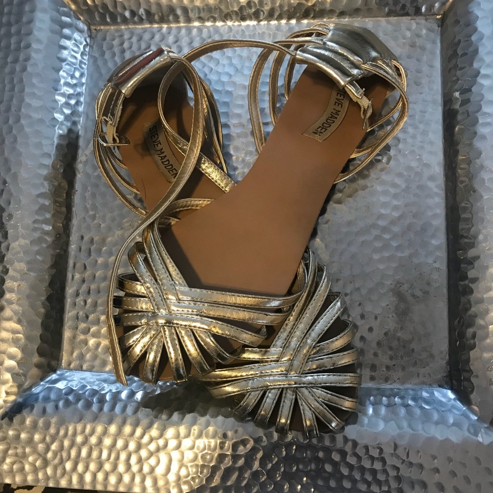Steve Madden Gold sandal-like shoes